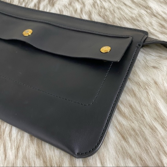 Burberry Black Leather Slim Belt Bag / Mini Bag / Shoulder Bag - Picture 5 of 13